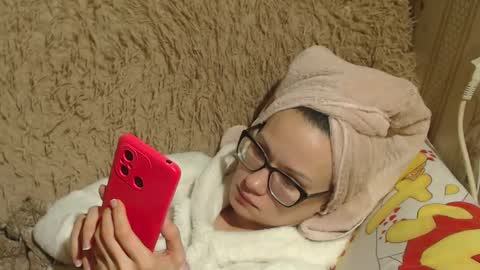 say meow and send tip  online show from 01-20-25, 09:11