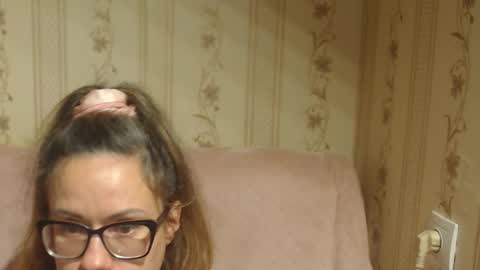 say meow and send tip  online show from 11-10-25, 04:17