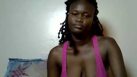 Snapshot of flowerdiva002 chatting on 11-04-25, 06:12 flowerdiva002 online show from 11-04-25, 06:12