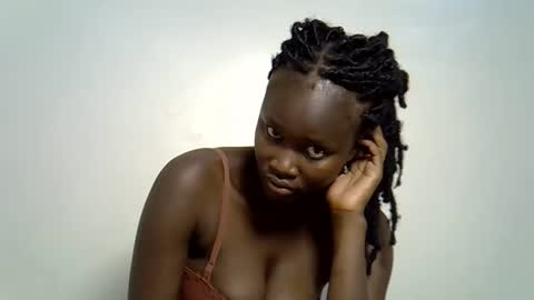 Snapshot of flowerdiva002 chatting on 11-09-25, 05:39 flowerdiva002 online show from 11-09-25, 05:39