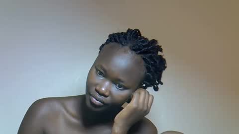 Snapshot of flowerdiva002 chatting on 12-01-25, 08:08 flowerdiva002 online show from 12-01-25, 08:08