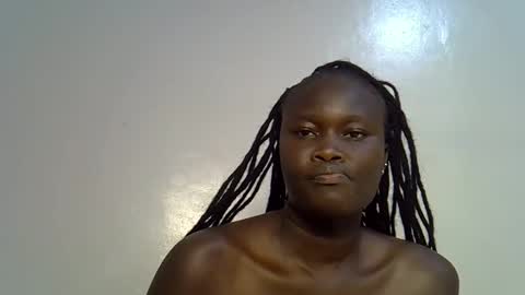 Snapshot of flowerdiva002 chatting on 12-17-25, 06:03 flowerdiva002 online show from 12-17-25, 06:03