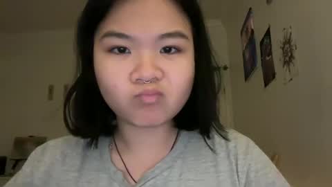Snapshot of flowerlvr chatting on 01-17-25, 06:26 flowerlvr online show from 01-17-25, 06:26
