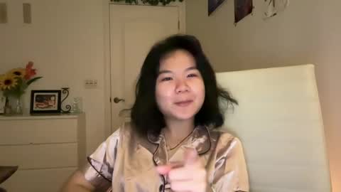 Snapshot of flowerlvr chatting on 02-02-25, 01:02 flowerlvr online show from 02-02-25, 01:02