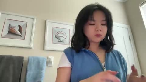 Snapshot of flowerlvr chatting on 03-04-25, 05:24 flowerlvr online show from 03-04-25, 05:24
