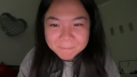 Snapshot of flowerlvr chatting on 10-05-25, 02:32 flowerlvr online show from 10-05-25, 02:32