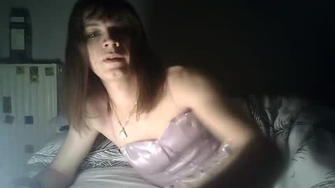 Emmy online show from 12-04-24, 10:51