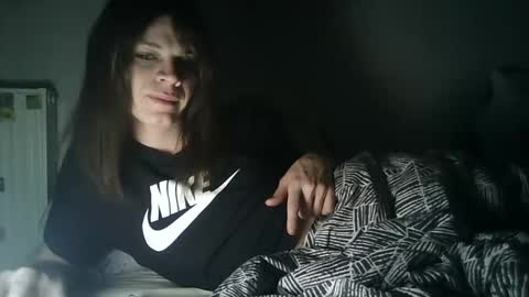 Emmy online show from 01-11-25, 02:52