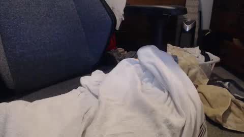 bucee online show from 11-23-25, 08:25