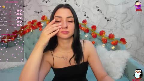 Lina online show from 10-21-25, 12:33