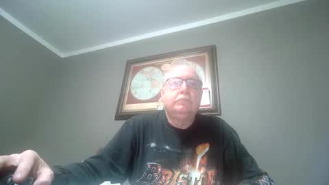 Snapshot of fmfsocal123 chatting on 11-15-25, 11:21 fmfsocal123 online show from 11-15-25, 11:21