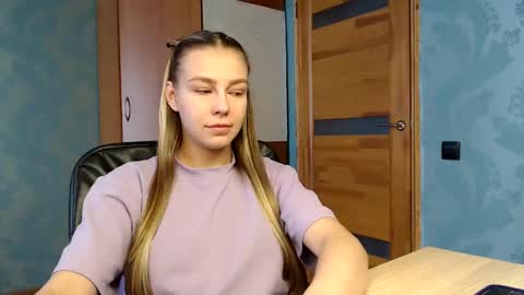 Molli  Ready for any play with you. Hottest show in pvt  Help a student earn big tokens  online show from 02-07-25, 10:08