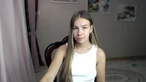 Molli  Ready for any play with you. Hottest show in pvt  Help a student earn big tokens  online show from 09-17-25, 07:37