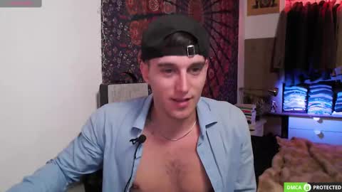 Snapshot of folleti7 chatting on 02-20-25, 02:02 Folleti online show from 02-20-25, 02:02