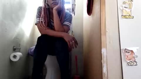 foofiefillup online show from 11-19-25, 07:08