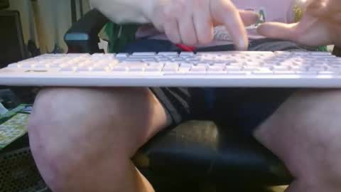 Snapshot of fooman103 chatting on 04-07-26, 11:59 Fooman1007 online show from 04-07-26, 11:59