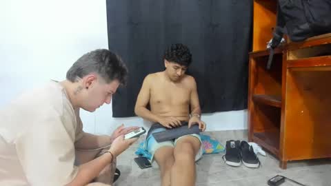 Snapshot of foot_master777 chatting on 02-10-25, 11:23 foot_master777 online show from 02-10-25, 11:23