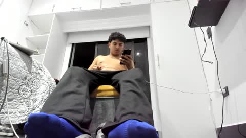 Snapshot of foot_master777 chatting on 09-24-25, 02:59 foot_master777 online show from 09-24-25, 02:59