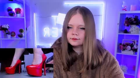 Molly online show from 02-07-25, 11:03