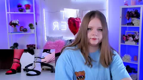 Molly online show from 02-23-25, 11:36