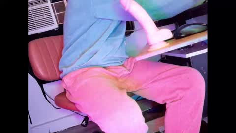 Snapshot of footlover6 chatting on 09-28-25, 08:31 Thomas Jefferson online show from 09-28-25, 08:31