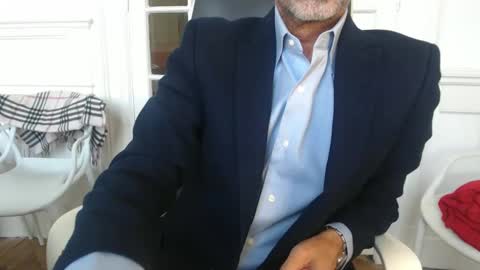 Foreign Off online show from 12-17-24, 07:15