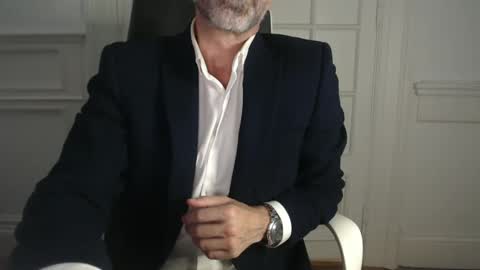 Foreign Off online show from 02-12-25, 01:09