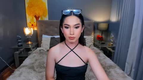 Snapshot of fortune_red chatting on 10-27-25, 10:52 FORTUNE RED online show from 10-27-25, 10:52