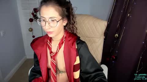 Jasmine Im back online show from 01-13-25, 09:09