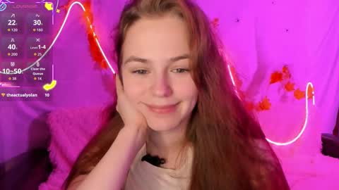 Lisa online show from 11-08-25, 06:18