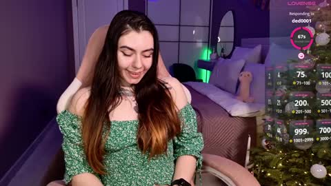 Snapshot of foxohlove chatting on 12-26-24, 02:48 Foxy online show from 12-26-24, 02:48