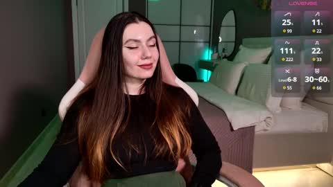 Snapshot of foxohlove chatting on 02-16-25, 02:32 Foxy online show from 02-16-25, 02:32