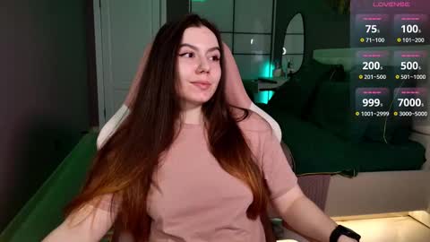 Snapshot of foxohlove chatting on 02-25-25, 12:13 Foxy online show from 02-25-25, 12:13