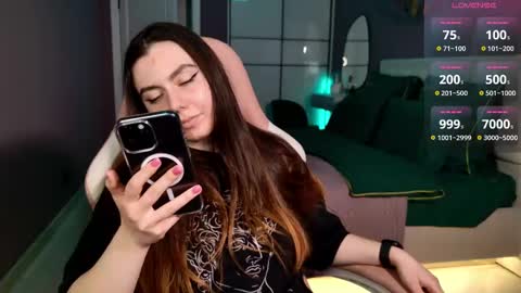 Snapshot of foxohlove chatting on 03-09-25, 06:43 Foxy online show from 03-09-25, 06:43