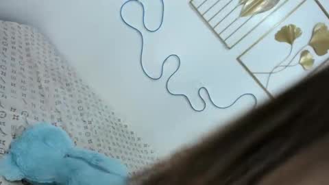 Snapshot of foxxxy_bunny18 chatting on 11-10-25, 10:58 Rianne online show from 11-10-25, 10:58