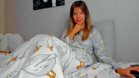 Snapshot of foxy_blond chatting on 11-05-25, 01:16 Foxy online show from 11-05-25, 01:16