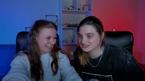 Snapshot of foxy_tease_ chatting on 10-09-25, 12:36 foxy_tease_ online show from 10-09-25, 12:36