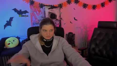 Snapshot of foxy_tease_ chatting on 11-01-25, 07:49 foxy_tease_ online show from 11-01-25, 07:49