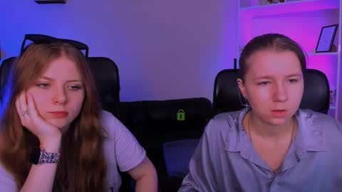 Snapshot of foxy_tease_ chatting on 11-06-25, 09:54 foxy_tease_ online show from 11-06-25, 09:54