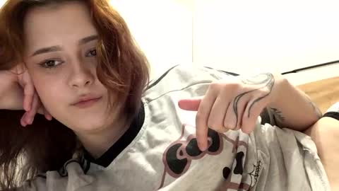 Snapshot of foxydollkate chatting on 03-20-26, 06:07 Kate online show from 03-20-26, 06:07