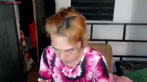 Snapshot of foxyinnocentstar chatting on 02-22-25, 12:08 jenny online show from 02-22-25, 12:08