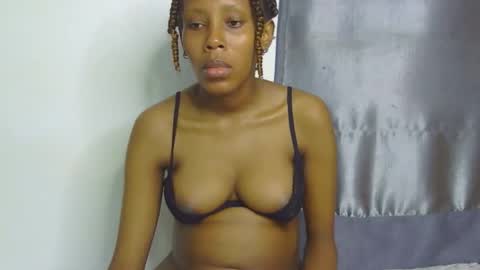 foxypennyy online show from 10-25-25, 08:36