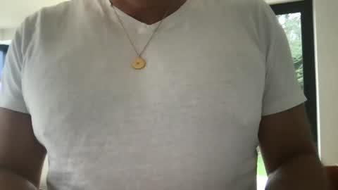 Snapshot of foxysausage chatting on 12-10-24, 01:00 foxysausage online show from 12-10-24, 01:00
