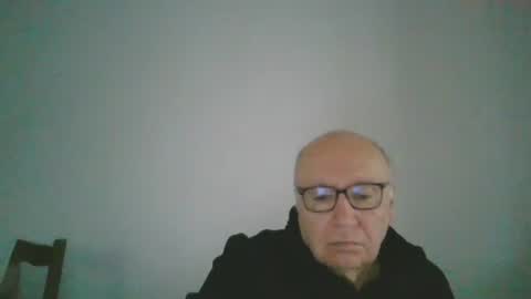 Snapshot of fra94 chatting on 12-19-24, 02:02 fra94 online show from 12-19-24, 02:02