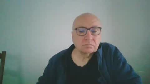 Snapshot of fra94 chatting on 12-28-24, 01:17 fra94 online show from 12-28-24, 01:17