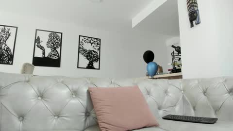 IM FRAIDER online show from 10-14-25, 04:30