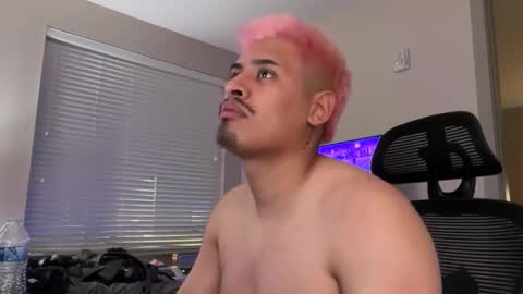 King 7853 online show from 11-21-25, 06:01