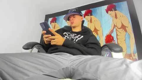 Snapshot of fran_boy_ chatting on 01-12-26, 04:07 Fran online show from 01-12-26, 04:07