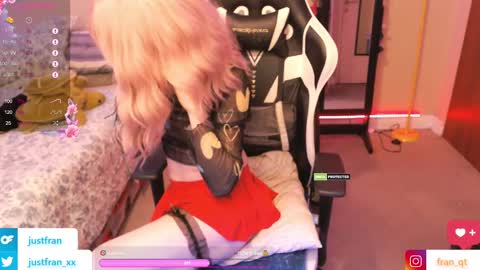 Fran  online show from 02-09-25, 05:43