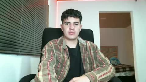 franccesco_699 online show from 12-28-24, 07:54